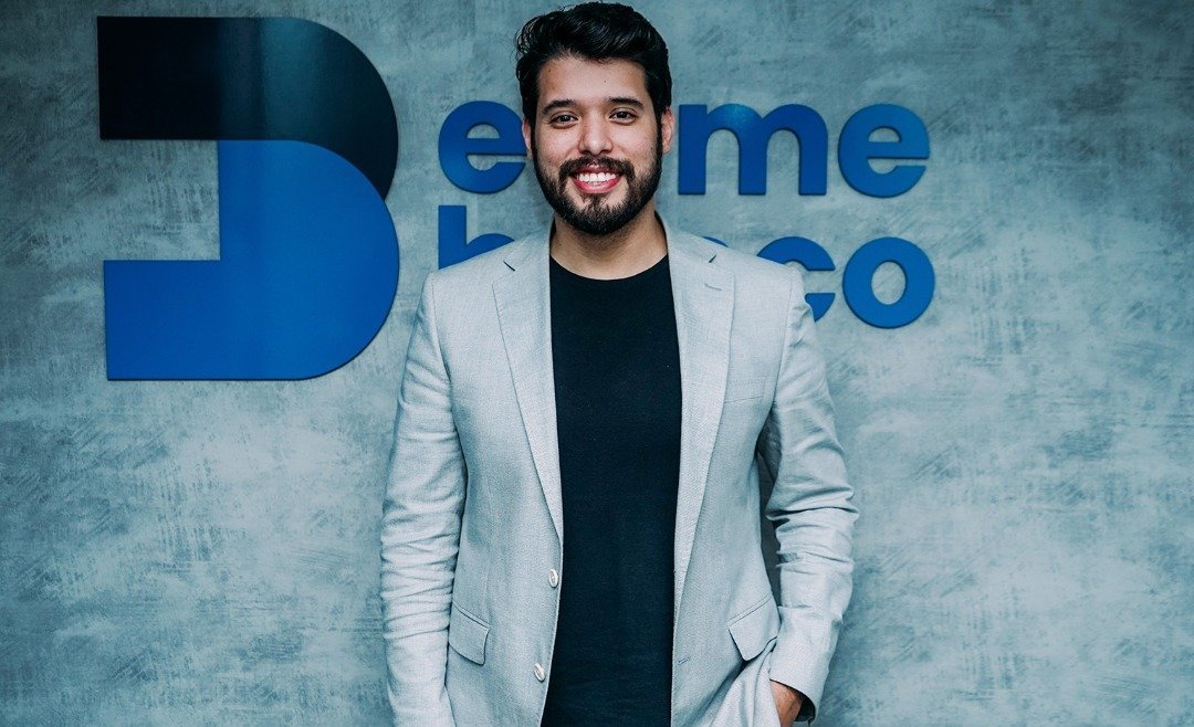 Como otimizar o perfil no Linkedin para ser contratado na área de investimentos
