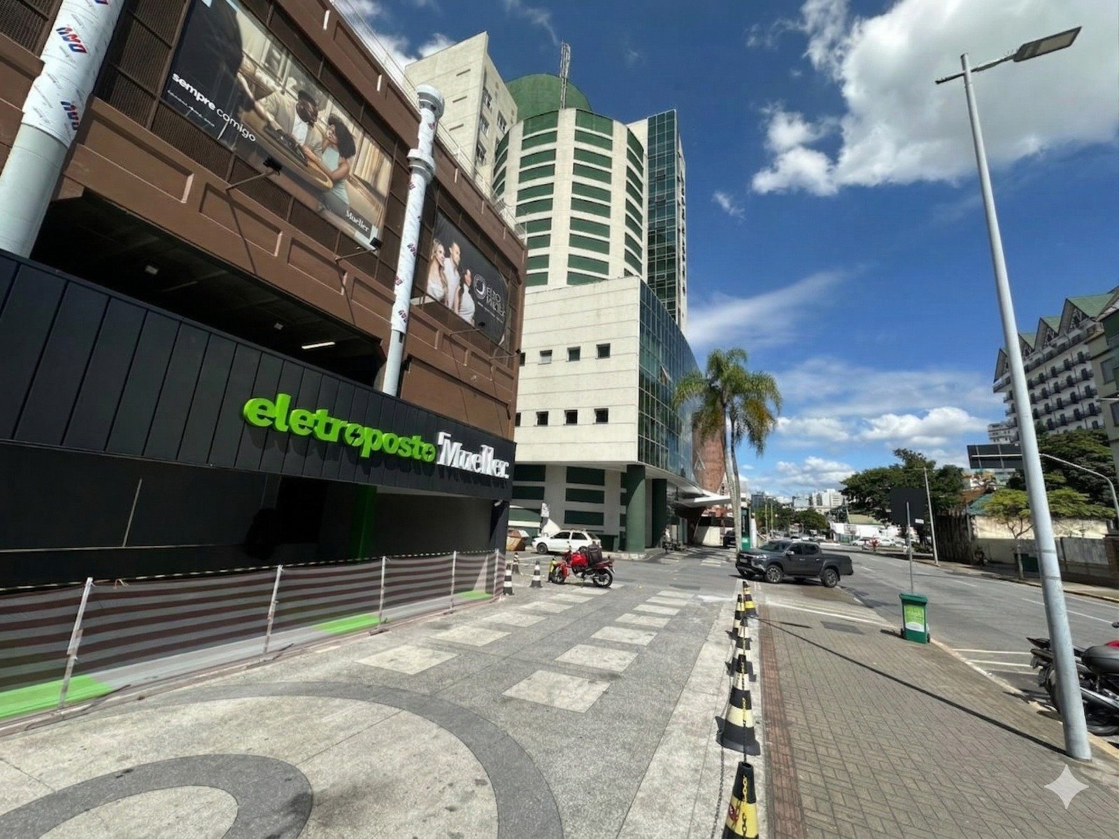 Shopping Mueller inaugura eletroposto com a maior potência de recarga da cidade
