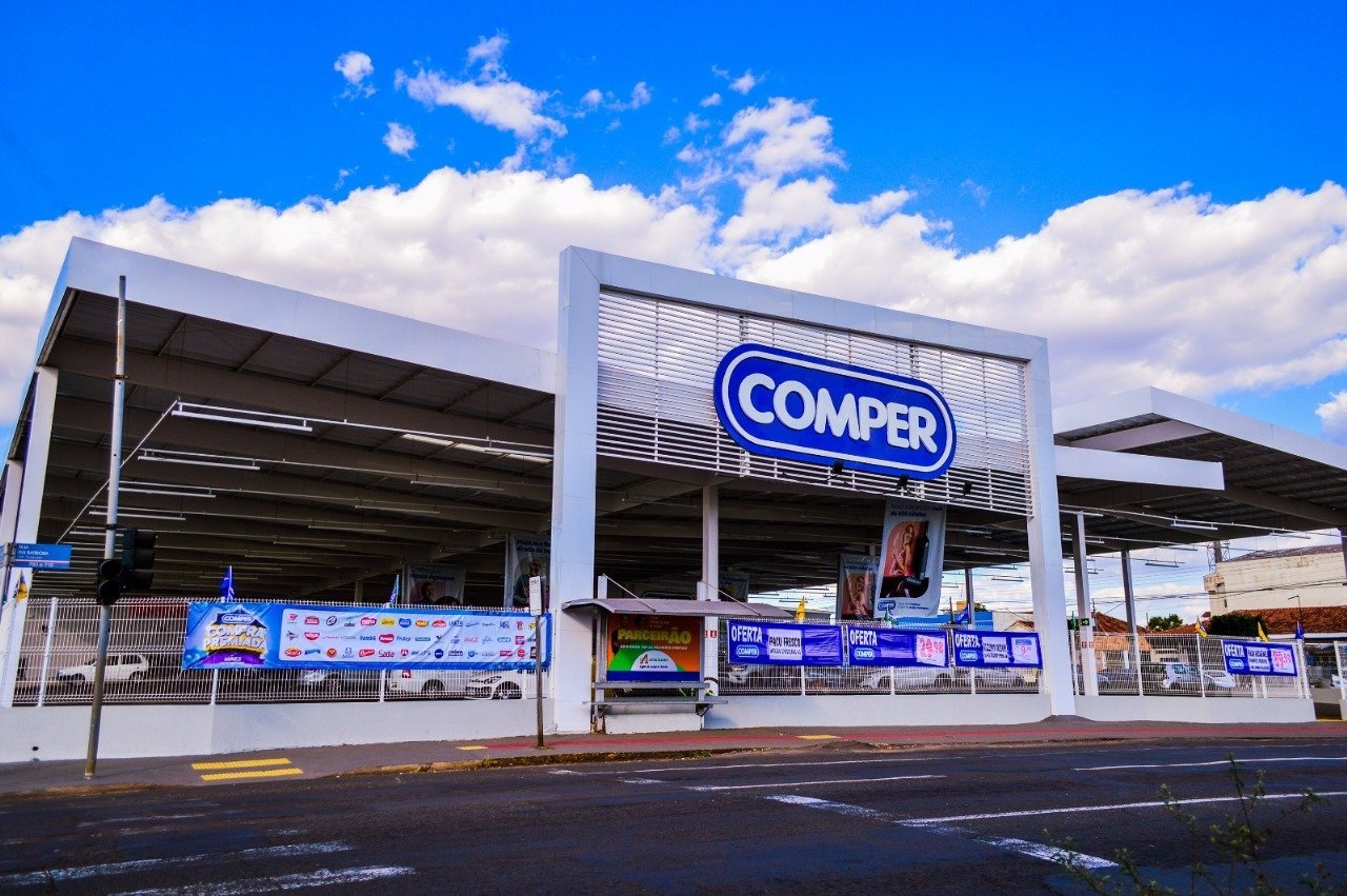 Grupo Pereira inaugura quatro lojas dos supermercados Comper em Chapecó nesta quarta-feira (1)